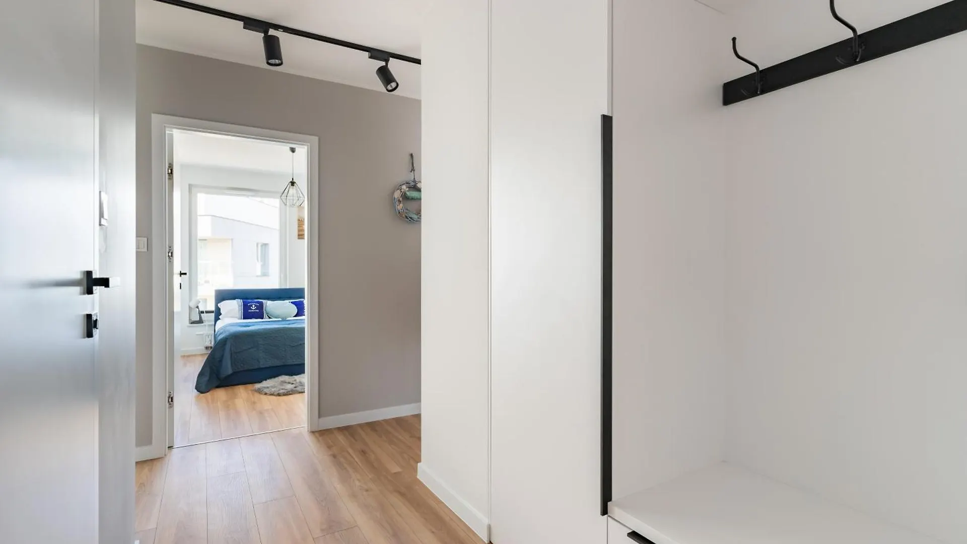 Ina Rent - Przystan Letnica Lägenhet Gdańsk