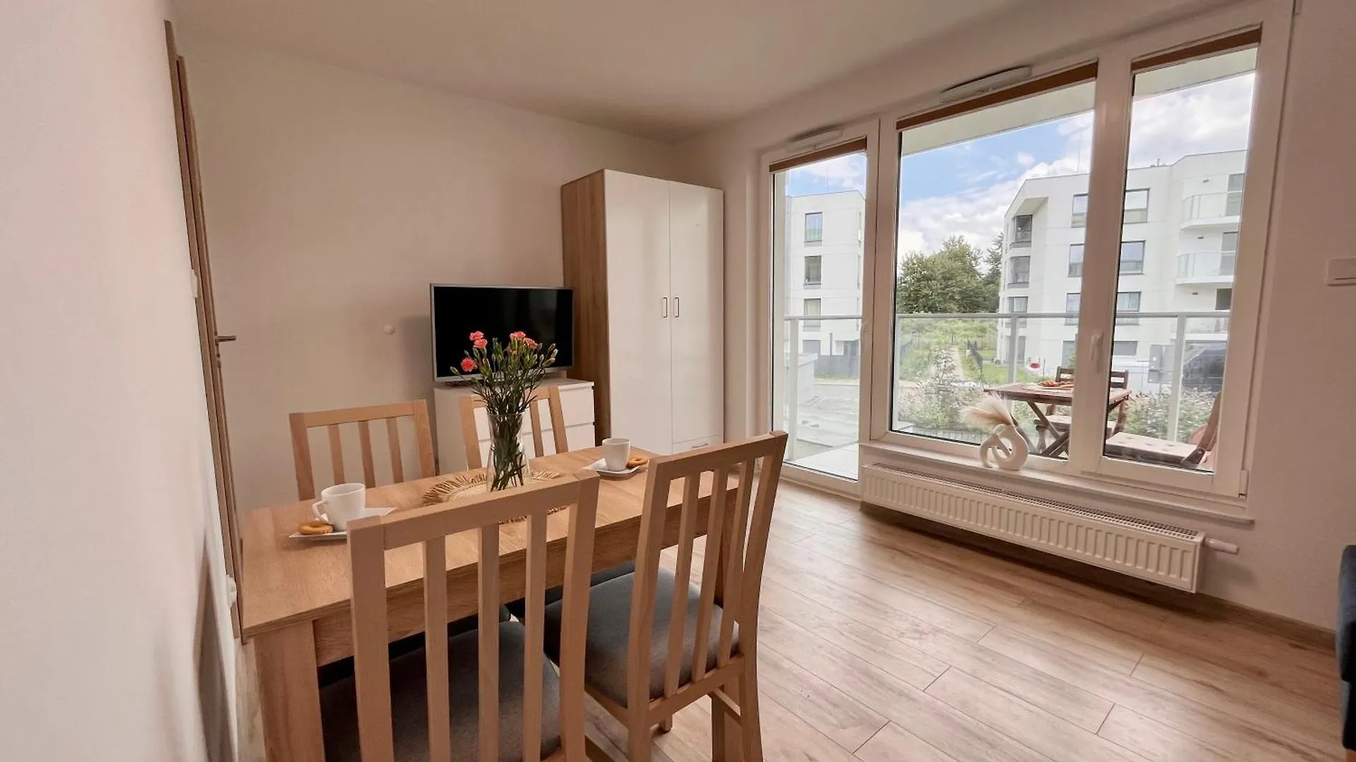 Ina Rent - Przystan Letnica Lägenhet Gdańsk